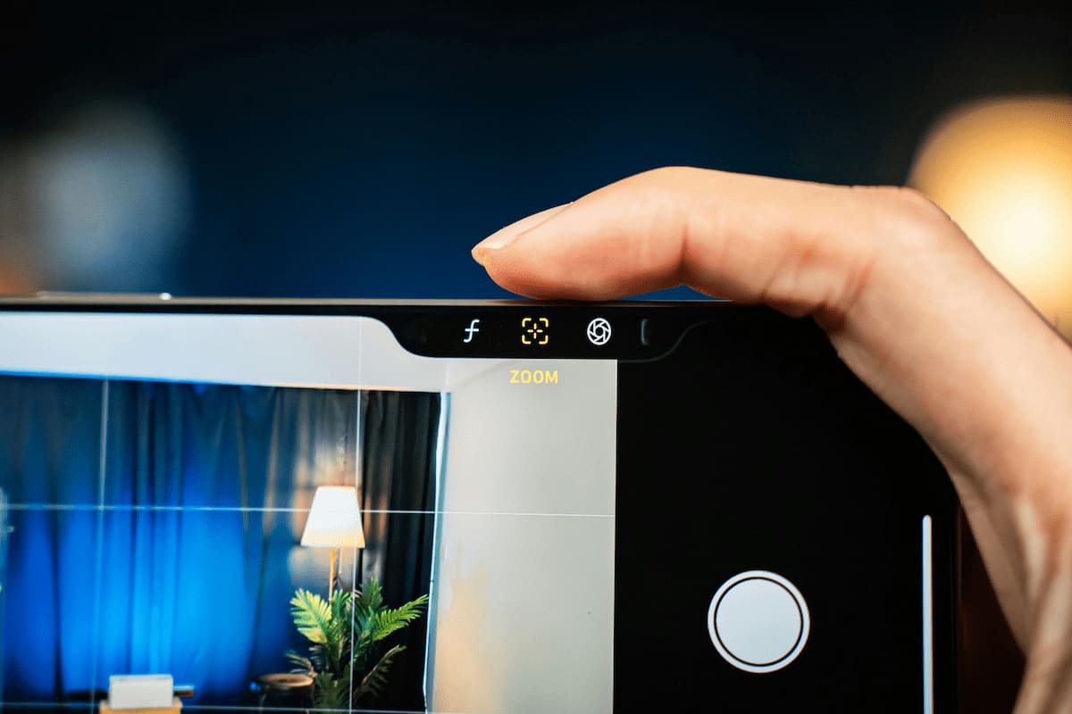 Кнопка Camera Control зум iPhone 16