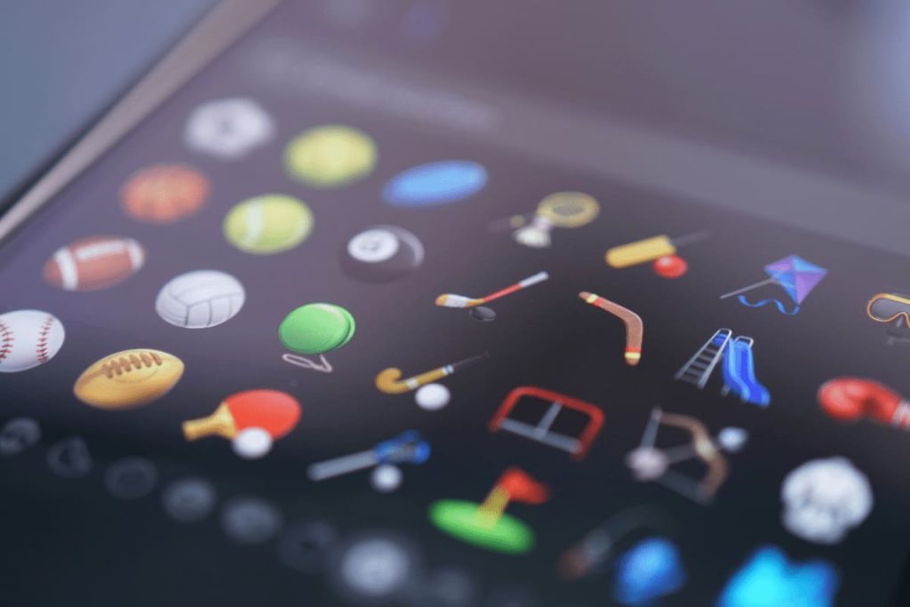 Значение эмодзи в iOS 18 на iPhone