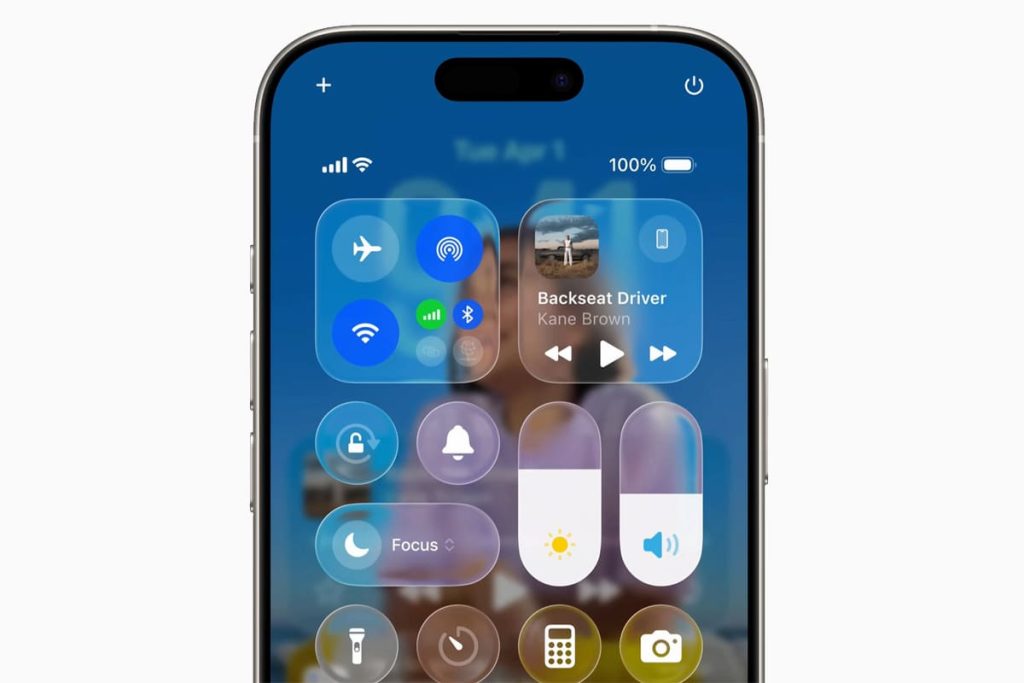 Обзор iOS 26 Liquid Glass